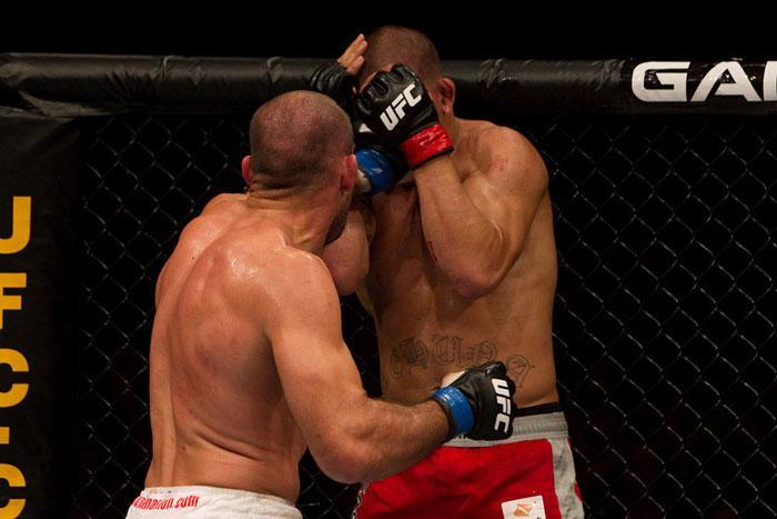ufc110_01_tehuna_vs_pokrajac_017