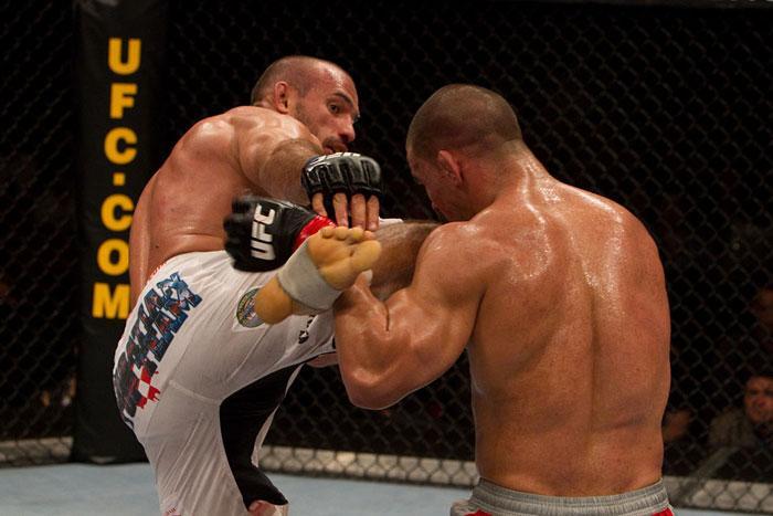 ufc110_01_tehuna_vs_pokrajac_021