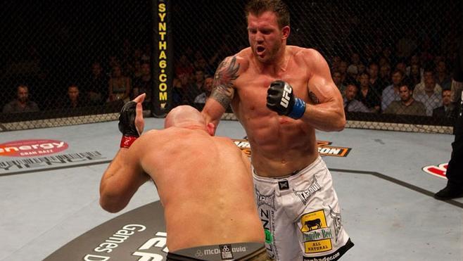 ufc110_06_bader_vs_jardine_003