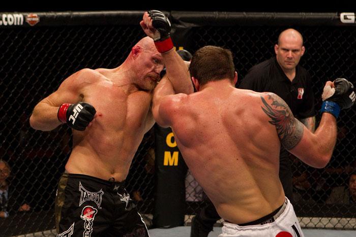 ufc110_06_bader_vs_jardine_004