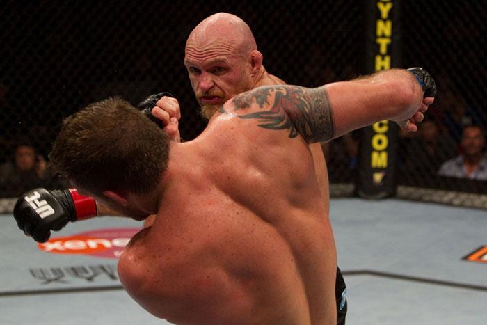ufc110_06_bader_vs_jardine_006