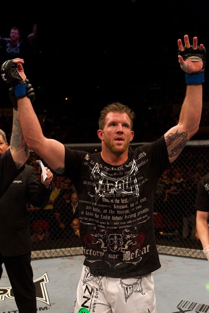 ufc110_06_bader_vs_jardine_016