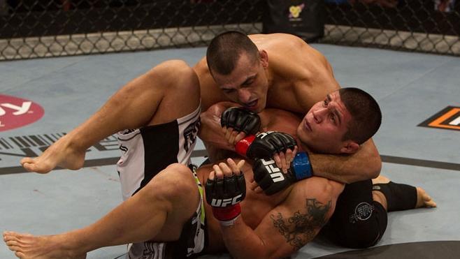 ufc110_07_sotiropoulos_vs_stevenson_004