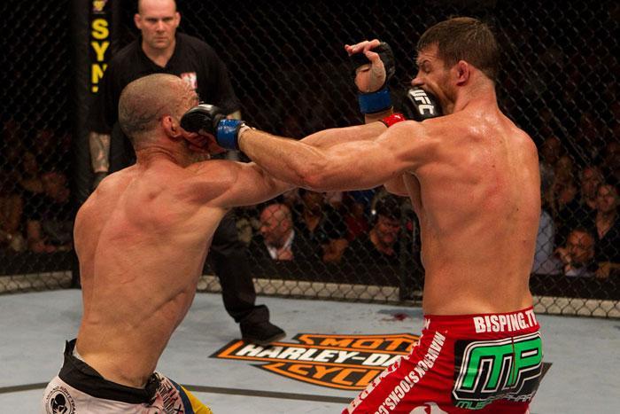 ufc110_08_silva_vs_bisping_022