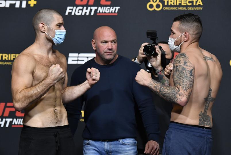Sean Strickland and Jack Marshman of Wales face off during the UFC Fight Night weigh-in at UFC APEX on October 30, 2020 in Las Vegas, Nevada. (Photo by Jeff Bottari/Zuffa LLC)