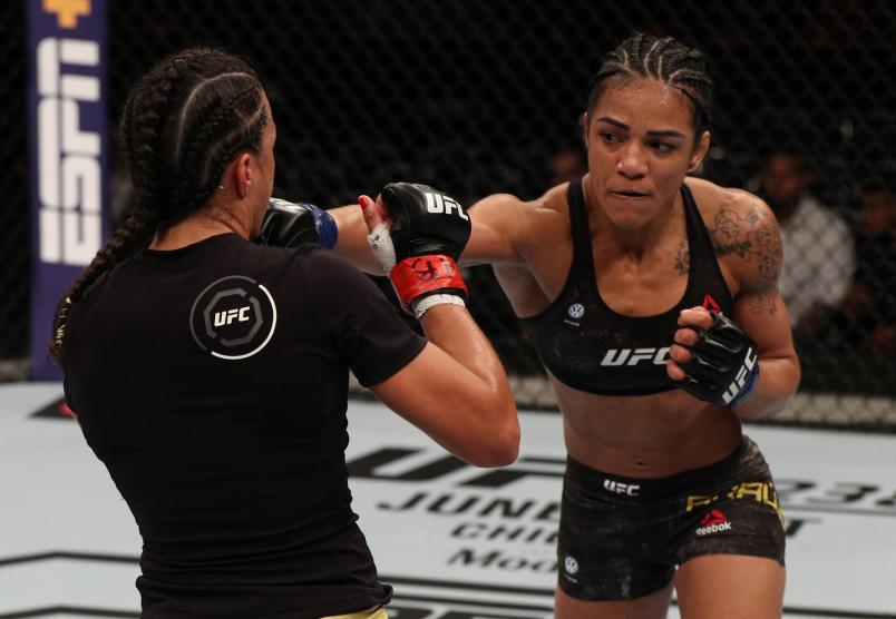 RIO DE JANEIRO, BRAZIL - MAY 11: (R-L) Viviane Araujo of Brazil punches Talita Bernardo of Brazil in their women's bantamweight bout during the UFC 237 event at Jeunesse Arena on May 11, 2019 in Rio De Janeiro, Brazil. (Photo by Buda Mendes/Zuffa LLC/Zuffa LLC via Getty Images)
