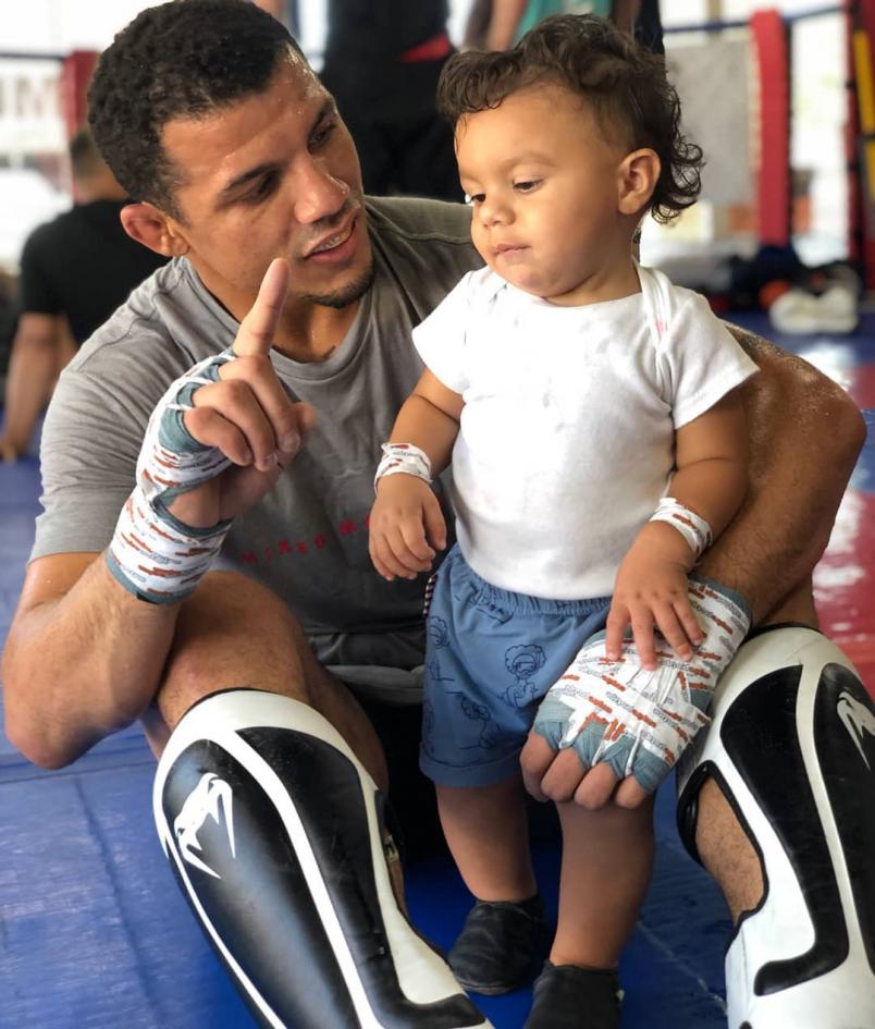 Klose and son From his Instagram @drakkar_klose