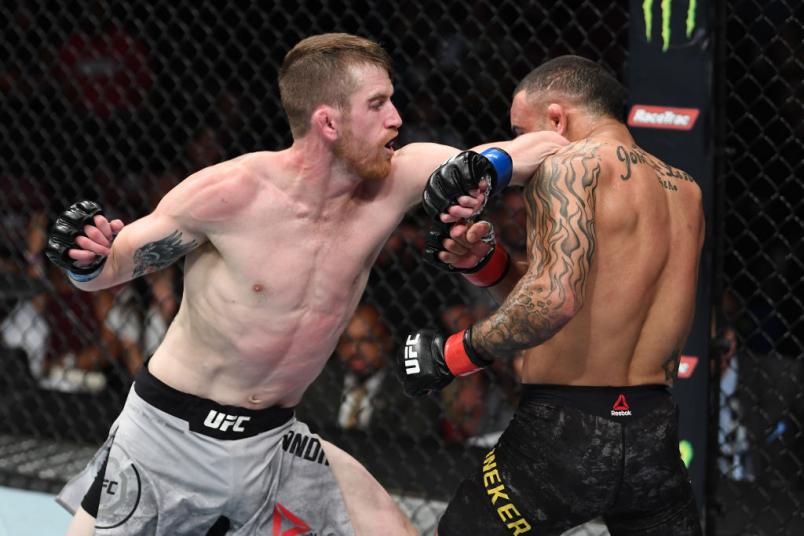 Cory Sandhagen elbows John Lineker of Brazil in their bantamweight bout during the UFC Fight Night event at BB&T Center on April 27, 2019 in Sunrise, Florida. (Photo by Jeff Bottari/Zuffa LLC/Zuffa LLC via Getty Images)