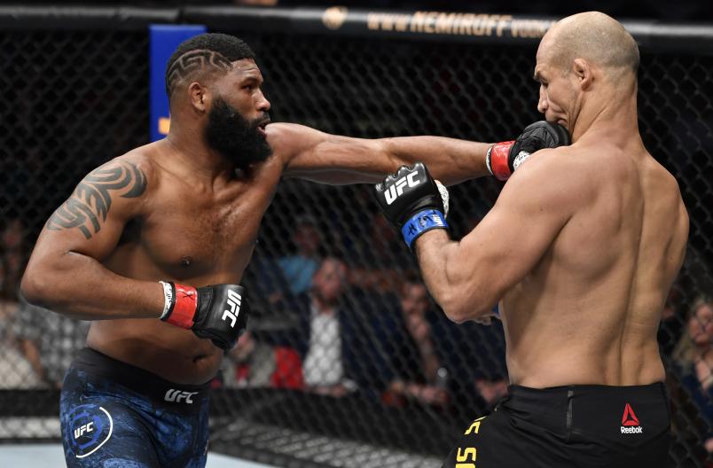 RALEIGH, NC - JANUARY 25: in their welterweight bout during the UFC Fight Night event at PNC Arena on January 25, 2020 in Raleigh, North Carolina. (Photo by Jeff Bottari/Zuffa LLC via Getty Images)