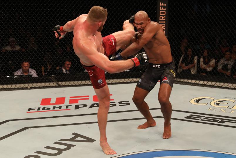 SAO PAULO, BRAZIL - NOVEMBER 16: (L-R) Jan Blachowicz of Poland kicks Ronaldo 'Jacare' Souza of Brazil in their light heavyweight fight during the UFC Fight Night event at Ibirapuera Gymnasium on November 16, 2019 in Sao Paulo, Brazil. (Photo by Alexandre Schneider/Zuffa LLC via Getty Images)