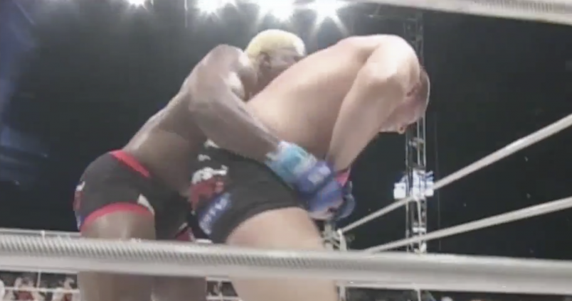 Kevin Randleman slams Fedor Emelianenko at PRIDE Critical Countdown 2004.