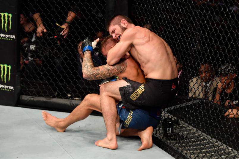 La mexicana Irene Aldana gana su pelea en la UFC.