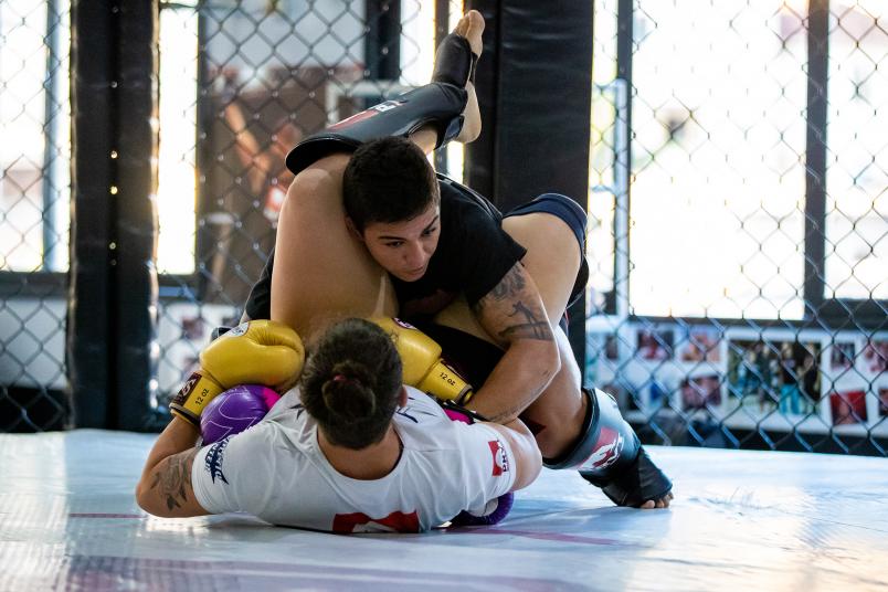 Jessica Andrade "Bate Estaca" of PRTV team in action during a training session amidst the coronavirus (COVID-19) pandemic at PRVT - Parana Vale Tudo gym on August 7, 2020 in Niteroi, Brazil. Andrade competes in the strawweight division and is the first Brazilian woman to fight for the UFC, currently #2 in the UFC women's strawweight rankings. (Photo by Buda Mendes/Getty Images)