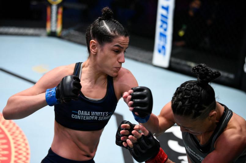 Gloria de Paula punches Pauline Macias in a strawweight bout during Dana White's Contender Series season four week ten at UFC APEX on November 17, 2020 in Las Vegas, Nevada. (Photo by Chris Unger/DWCS LLC)