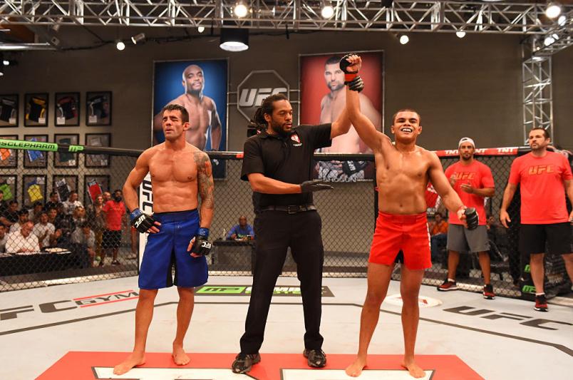 Nikolas Motta vence Alexandre Cidade no TUF Brasil 4
