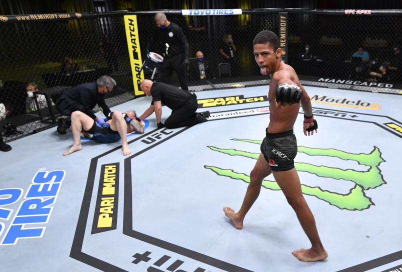 Alex Caceres celebrates after his victory over Austin Springer in their featherweight fight during the UFC Fight Night event at UFC APEX on August 29, 2020 in Las Vegas, Nevada. (Photo by Jeff Bottari/Zuffa LLC)