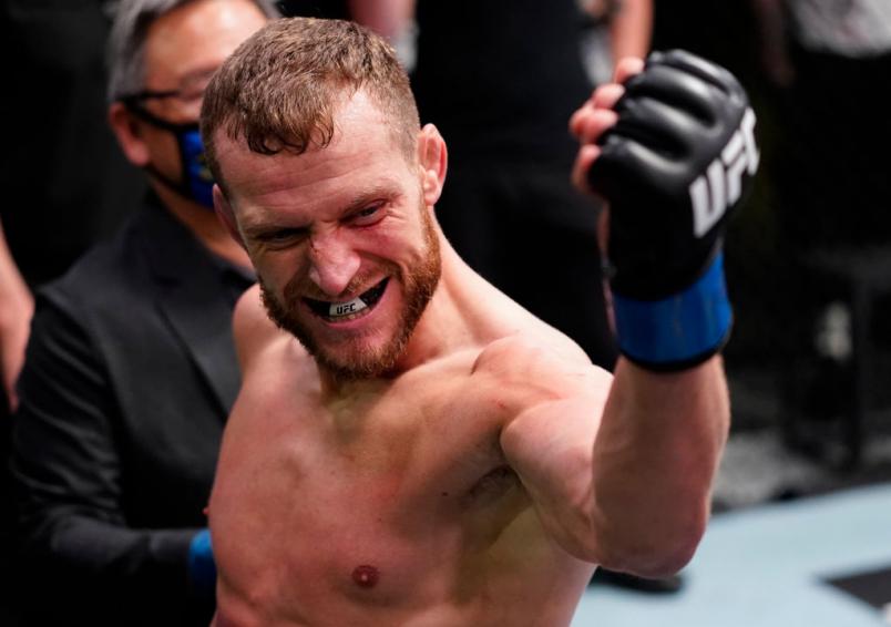 Davey Grant comemora o nocaute sobre Jonathan Martinez no UFC Vegas 21.