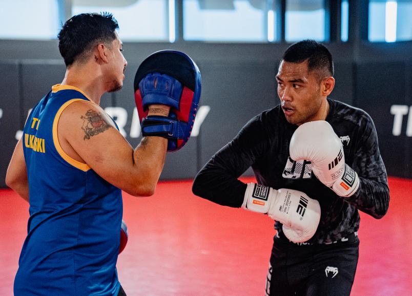 Josh Culibao trains at the UFC Performance Institute on May 19, 2021. (Photo by Zac Pacleb)