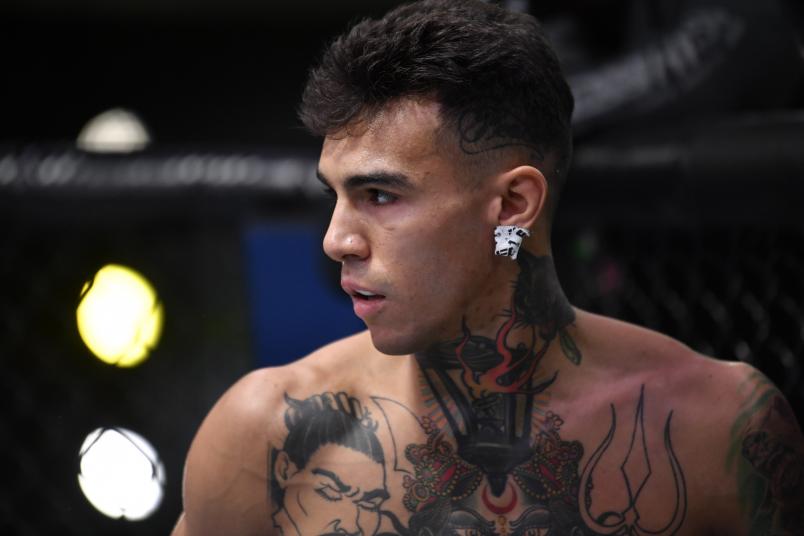 Andre Fili prepares to fight Bryce Mitchell in a featherweight bout during the UFC Fight Night event at UFC APEX on October 31, 2020 in Las Vegas, Nevada. (Photo by Jeff Bottari/Zuffa LLC)