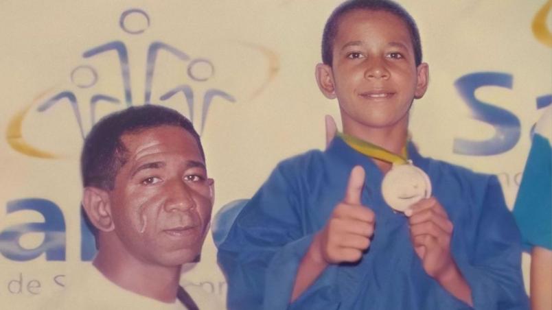 Gregory Rodrigues e seu pai