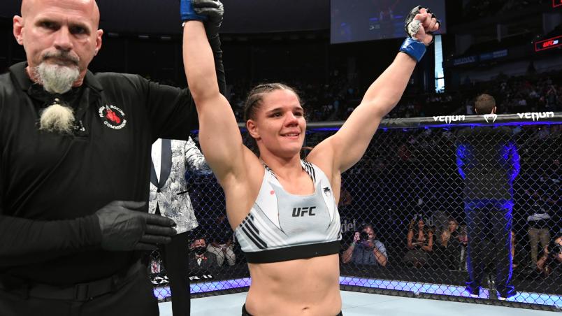 Ariane Sorriso destaca experiência para o duelo contra Istela Nunes no UFC Vegas 40