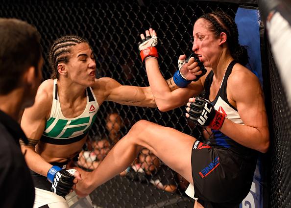 Jessica Andrade golpeia Jessica Penne no UFC 199