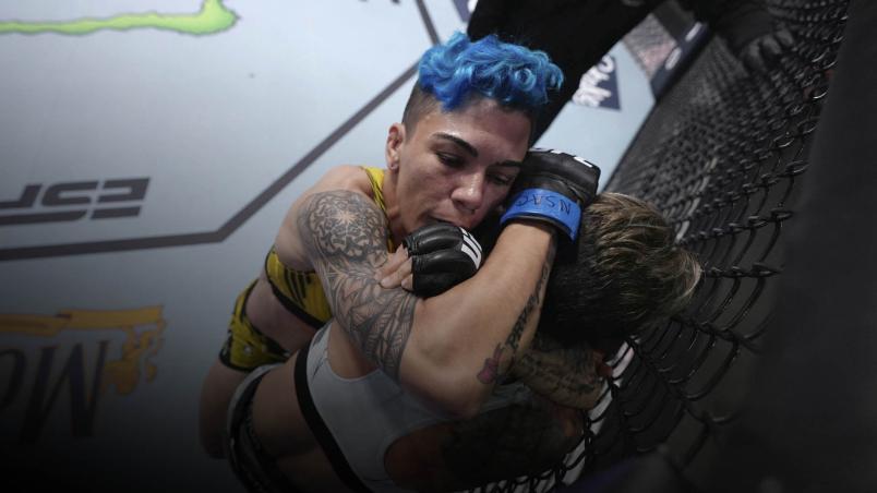 Jéssica Andrade Becomes First Fighter In UFC History To Score Standing Arm Triangle In Submission Win Over Amanda Lemos April 23, 2022 (Photo by Jeff Bottari/Zuffa LLC)