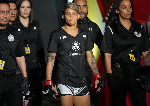 Amanda Lemos of Brazil prepares to fight Jessica Andrade of Brazil in a strawweight fight during the UFC Fight Night event at UFC APEX on April 23, 2022 in Las Vegas, Nevada. (Photo by Jeff Bottari/Zuffa LLC)