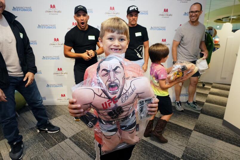 UFC Visits Vanderbilt Children’s Hospital during UFC Nashville Fight ...
