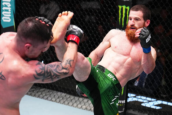Yanal Ashmouz venceu Trevor Peek no UFC Vegas 97. (Foto por Chris Unger/Zuffa LLC)