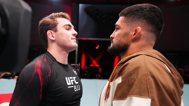 Andrew Tackett e Renato Canuto se encaram no UFC BJJ 1. (Foto por Chris Unger/Zuffa LLC)