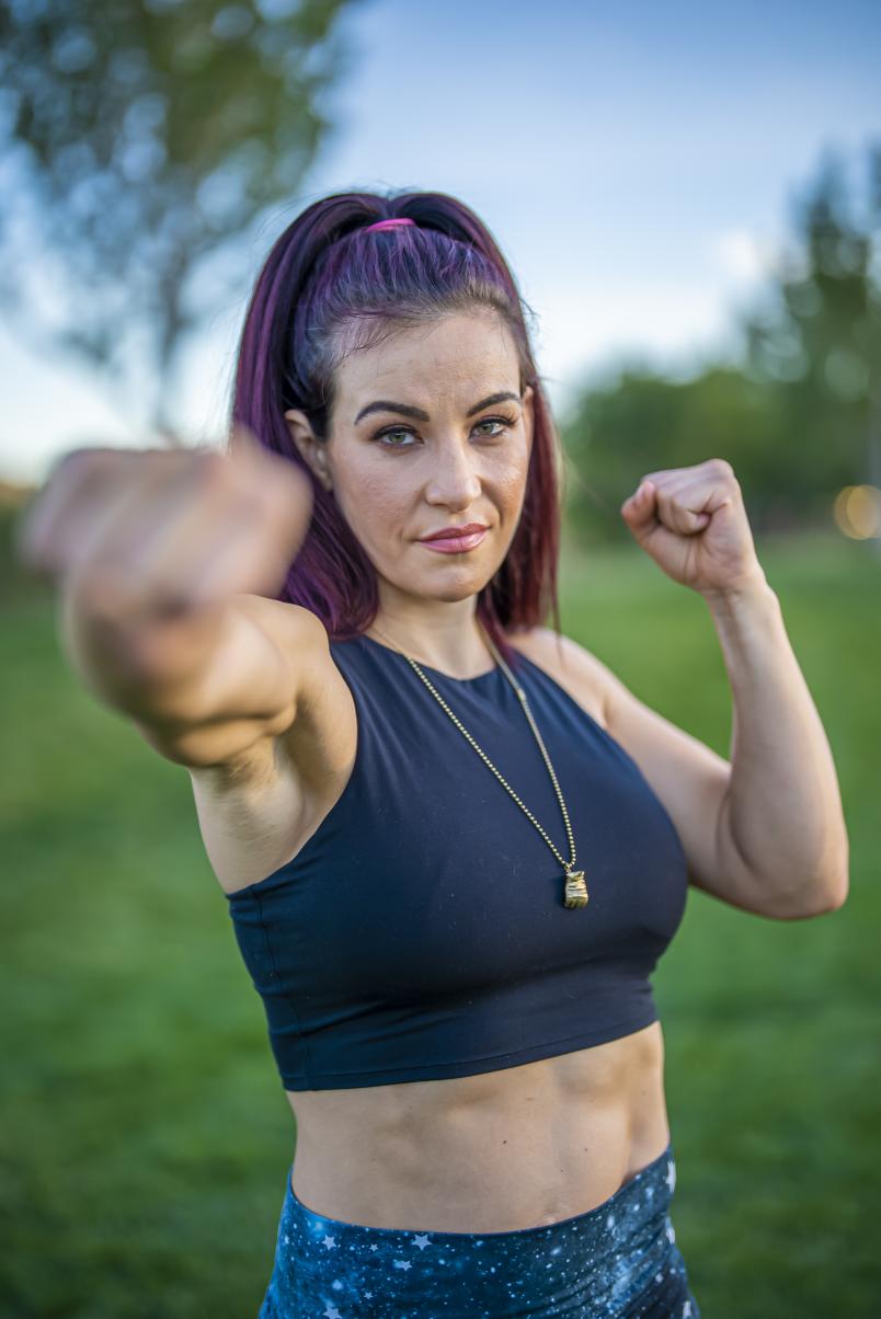 Miesha Tate training for UFC Vegas 43