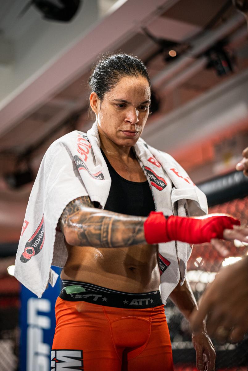 Amanda Nunes training for UFC 269