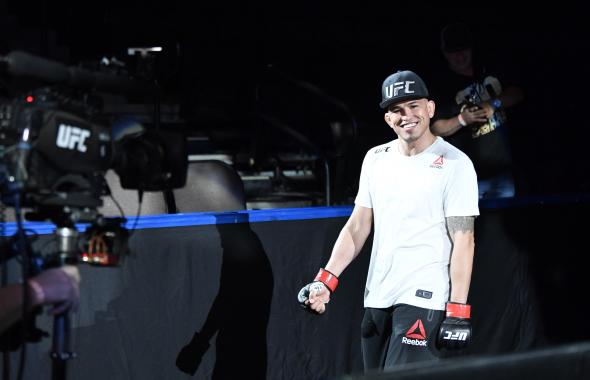 Anthony Pettis prepares to fight Donald Cerrone in their heavyweight fight during the UFC 249 event at VyStar Veterans Memorial Arena on May 09, 2020 in Jacksonville, Florida. (Photo by Jeff Bottari/Zuffa LLC)