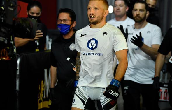 T.J. Dillashaw prepares to fight Corey Sandhagen in their bantamweight fight during the UFC Fight Night event at UFC APEX on July 24, 2021 in Las Vegas, Nevada. (Photo by Jeff Bottari/Zuffa LLC)