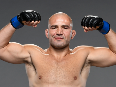 Personalidades do MMA reagem à vitória de Glover Teixeira no UFC Vegas 13