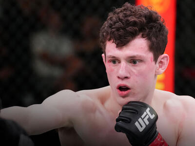 Chase Hooper battles Felipe Colares of Brazil in a featherweight bout during the UFC Fight Night event at UFC APEX on May 21, 2022 in Las Vegas, Nevada. (Photo by Chris Unger/Zuffa LLC)