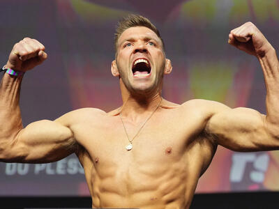 Dricus Du Plessis of South Africa poses on the scale during the UFC 297 ceremonial weigh-in at Scotiabank Arena on January 19, 2024 in Toronto, Ontario. (Photo by Jeff Bottari/Zuffa LLC)