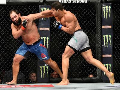 NEW YORK, NY - NOVEMBER 04: Paulo Costa of Brazil fights Johny Hendricks in their middleweight bout during the UFC 217 event at Madison Square Garden on November 4, 2017 in New York City.  (Photo by Jeff Bottari/Zuffa LLC/Zuffa LLC via Getty Images)